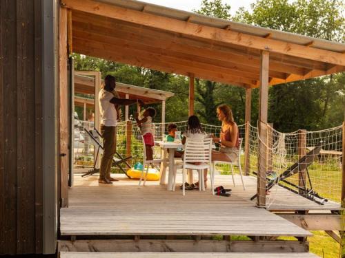 Martiel Other | Mobil-home Prestige avec Terrasse pour 4 personnes - API-1-52-1050