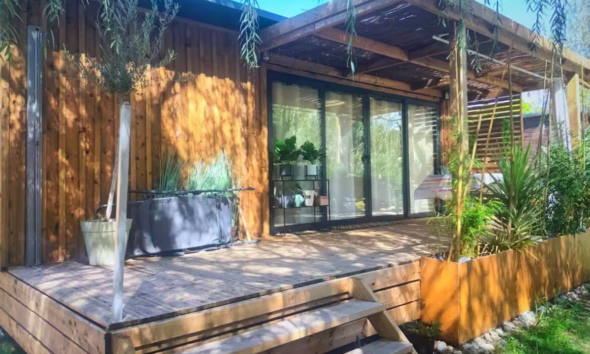 Onesse-et-Laharie Ski Chalet | Mobile Home/Bungalow in the Landes - Quiet, near a lake and beaches.