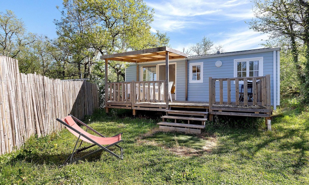 Bouzic House | Mobile Home "Calvi": Holidays in Dordogne, Shared Pool & Mini-Farm near Sarlat