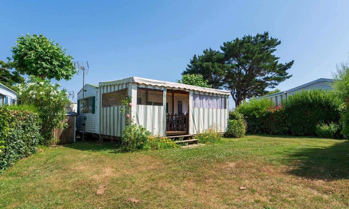 Kervoyal House | Mobile Home 'Kervoyal 56' with Private Terrace and Garden