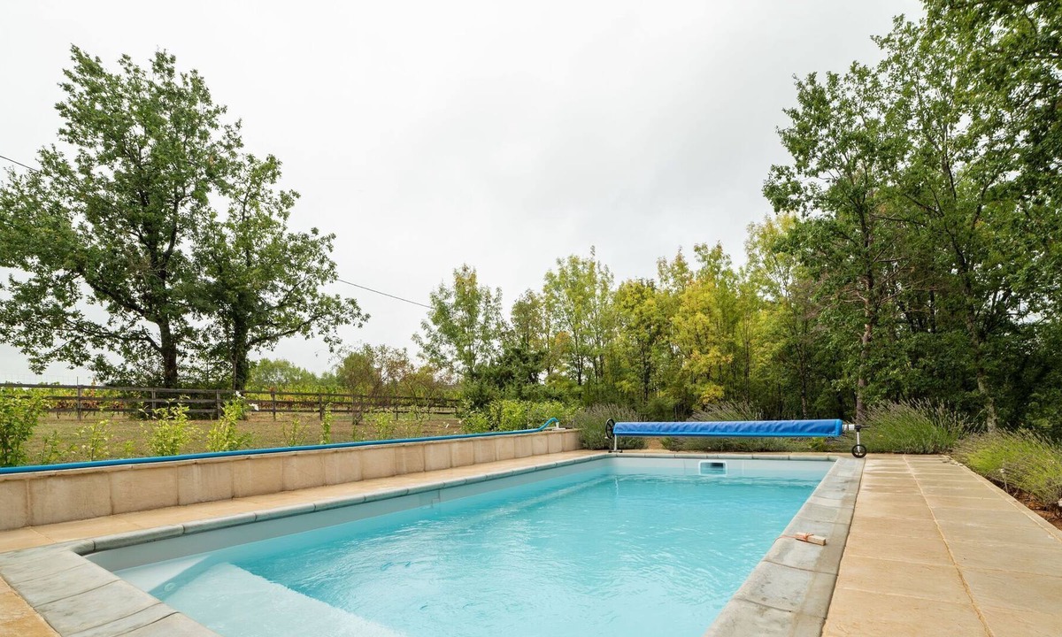 Belaye House | Modern bungalow in Midi-Pyrenees with swimming pool