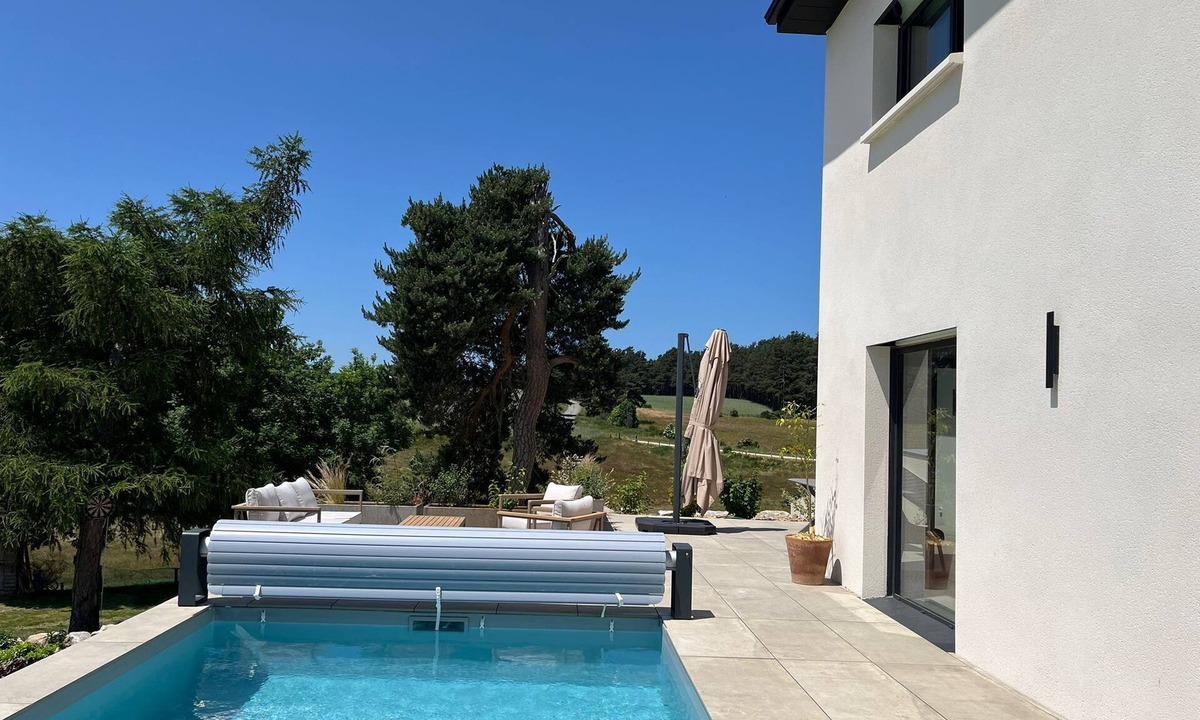 Saint-Chely-d'Apcher House | Modern house with swimming pool and breathtaking views