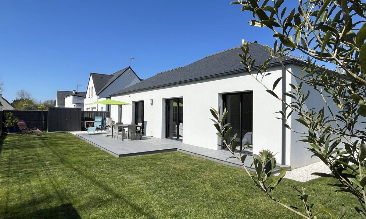 Penvins House | Modern one-story house, near beach, accessible, pet-friendly
