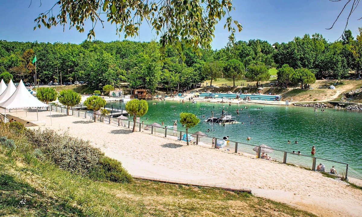 Monclar-de-Quercy Cottage | Monclar Escape With Tennis & Shared Pool
