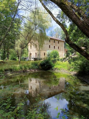 Sore House | Moulin de Sore -Gîtes 14 pers et chambres d'hôtes dans un lieu naturel préservé