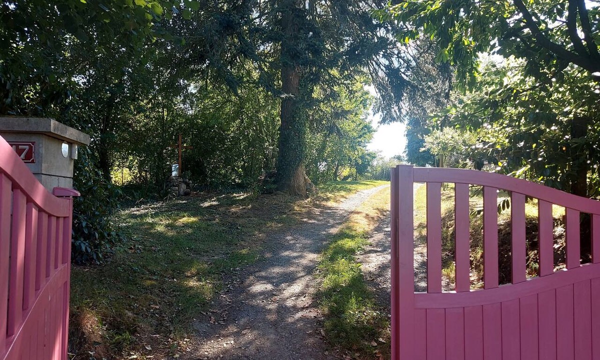 Montbray House | Naturally-calm – Nature Retreat near Mont Saint Michel Bay (SPA for an Extra Fee)