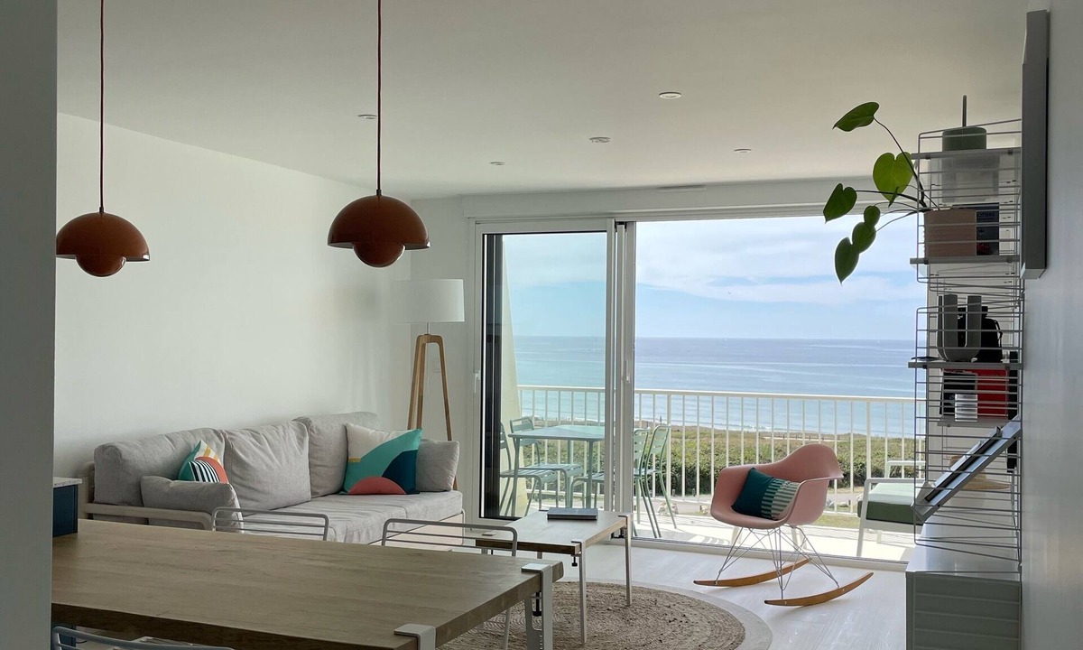 Guidel Apartment | New "Le 209" with magnificent SEA VIEW, swimming pool and balcony