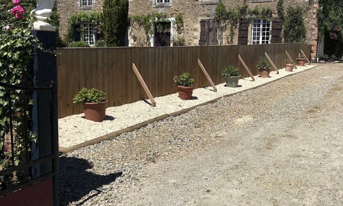 Saint-Sulpice House | NEW LISTING! Manor House family-friendly sleeping 8