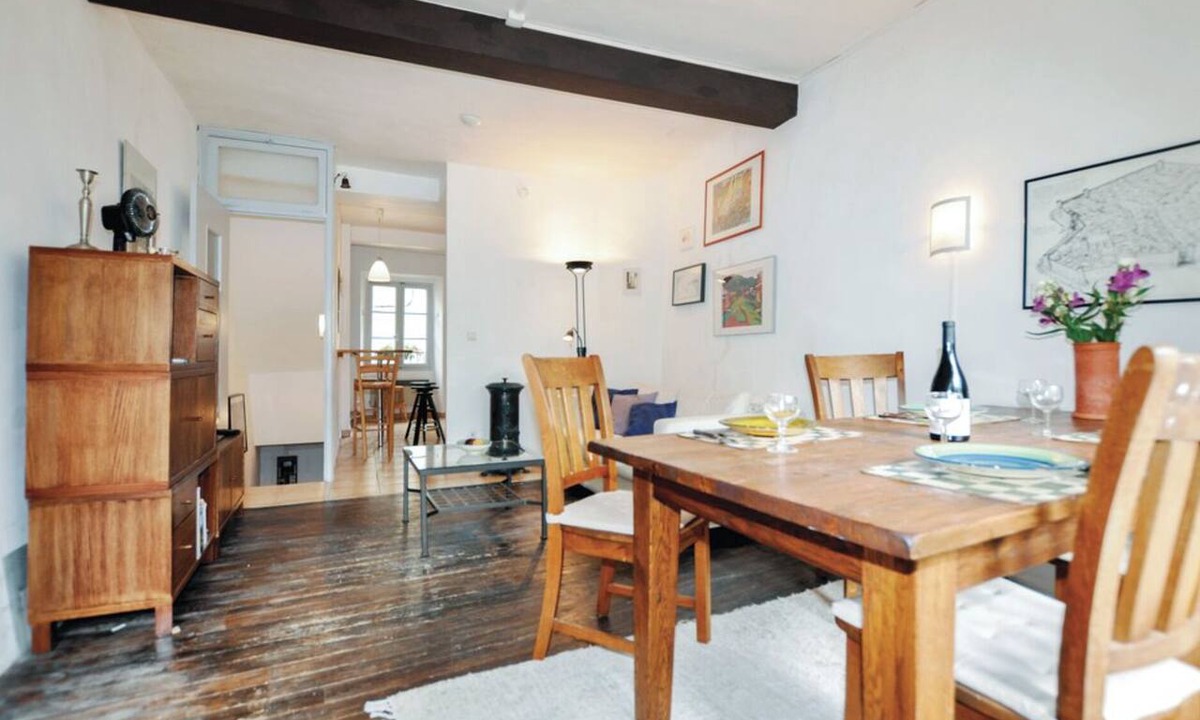 Ceret House | Newly renovated three-story 16th-century house in central Ceret