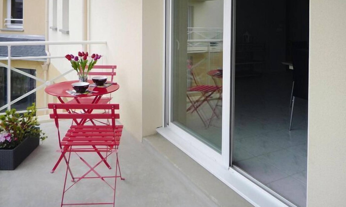 Ploubalay Apartment | Nice apartment on the Emerald Coast, Ploubalay