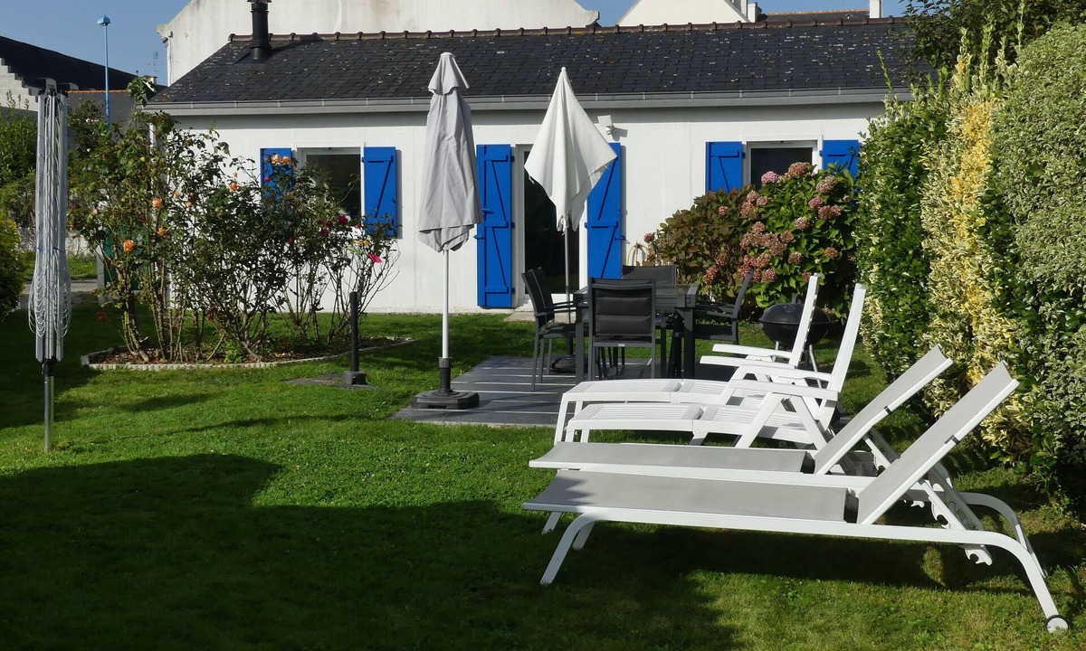 Plobannalec-Lesconil House | Nice house in quiet street close to beaches and shops