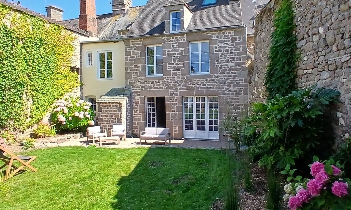 Barfleur House | Norman charm, a stone's throw from the port of Barfleur, Val-de-Saire, Normandy.