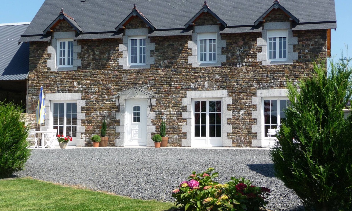 Guilberville Cottage | Normandie (Manche) 4-star GITE de CHARME, spacious, comfortable, enclosed garden