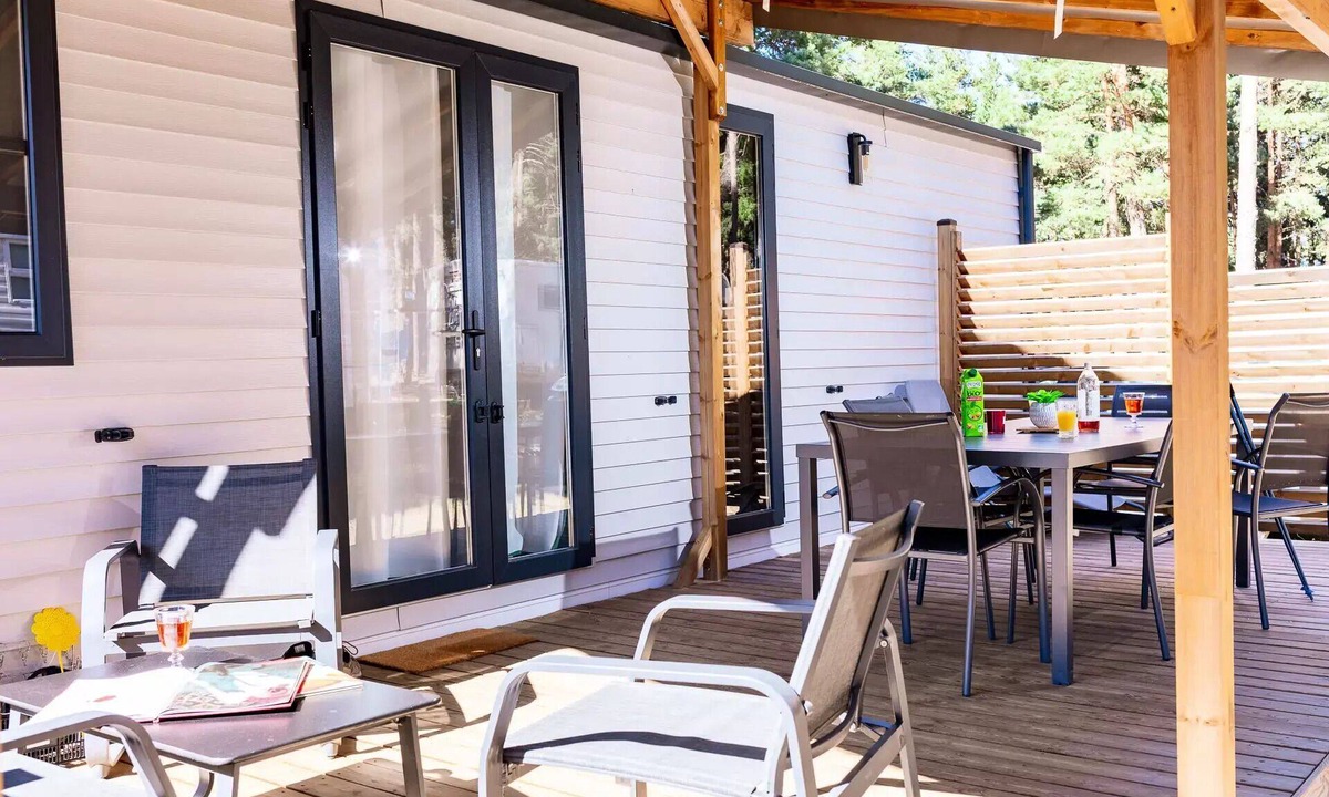 Chastanier House | Ophéa Prestige Family Mobile Home: 2 bedrooms, sleeps 4