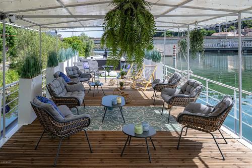 Centre Ville Boat Rental | Péniche MyAmore