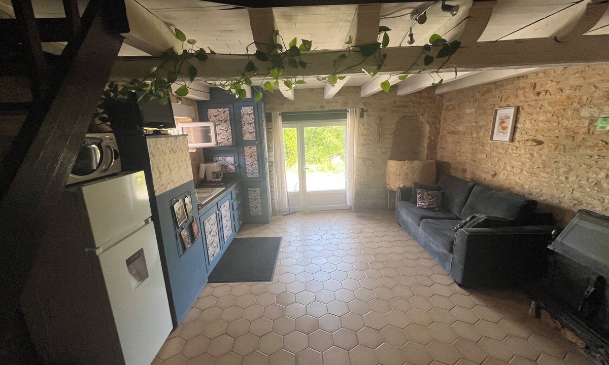 Paulin Bed & Breakfast | Périgord noir Old charming bakery - private terrace, bikes & nature