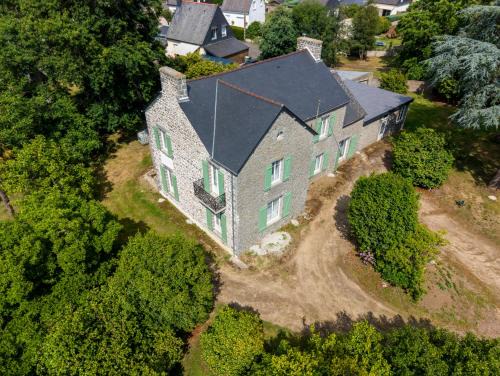 Begard House | Parc Huellan - avec grand jardin