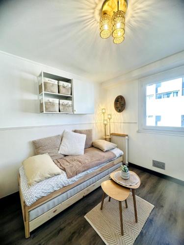 Downtown Le Havre Apartment | Parenthèse Balnéaire - Studio détente à la plage