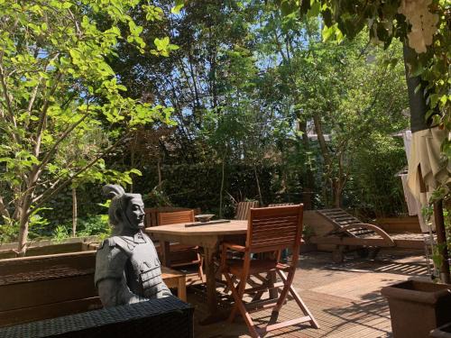 Flandres Apartment | Paris Central Design Jardin & Terrasse privé