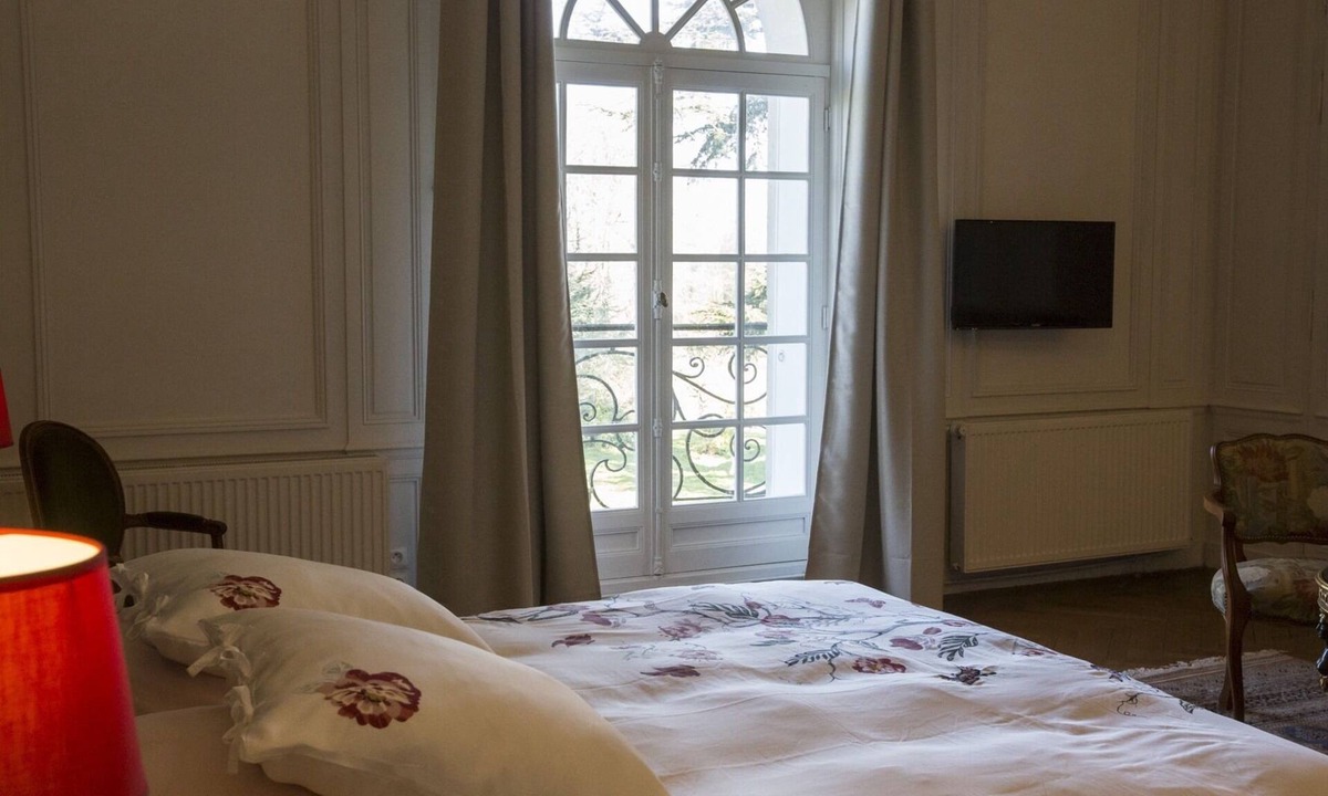 Barbeville Bed & Breakfast | Park View Suite - Le Château des Monts