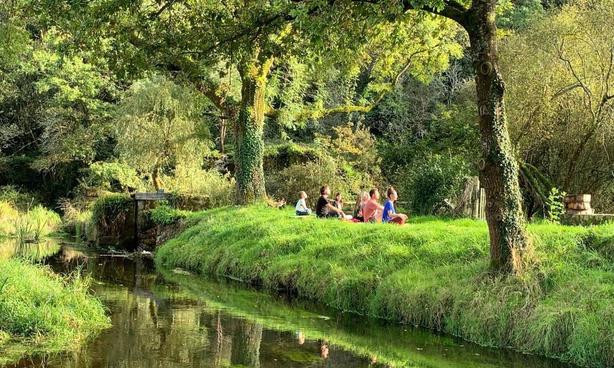 Pluvigner House | Peace and tranquility, a cool river, and a Nordic bath