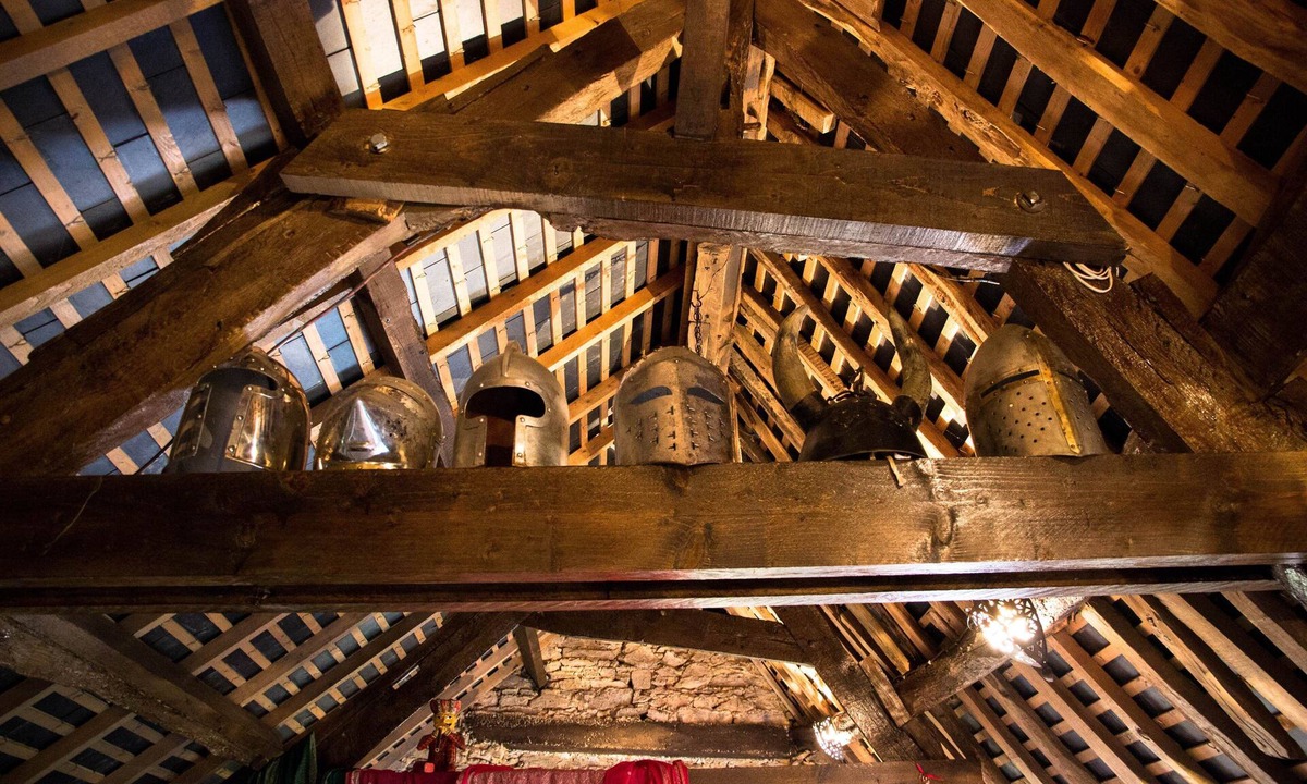 Carentoir House | PEACE, PRIVACY AND HISTORY—ALL WRAPPED UP IN A MAGICAL SETTING!