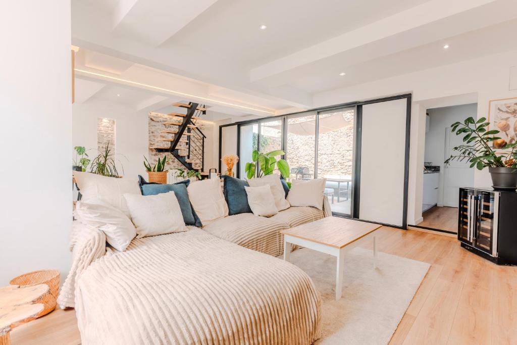 Carcassonne Apartment | Peaceful air-conditioned haven with an inner courtyard