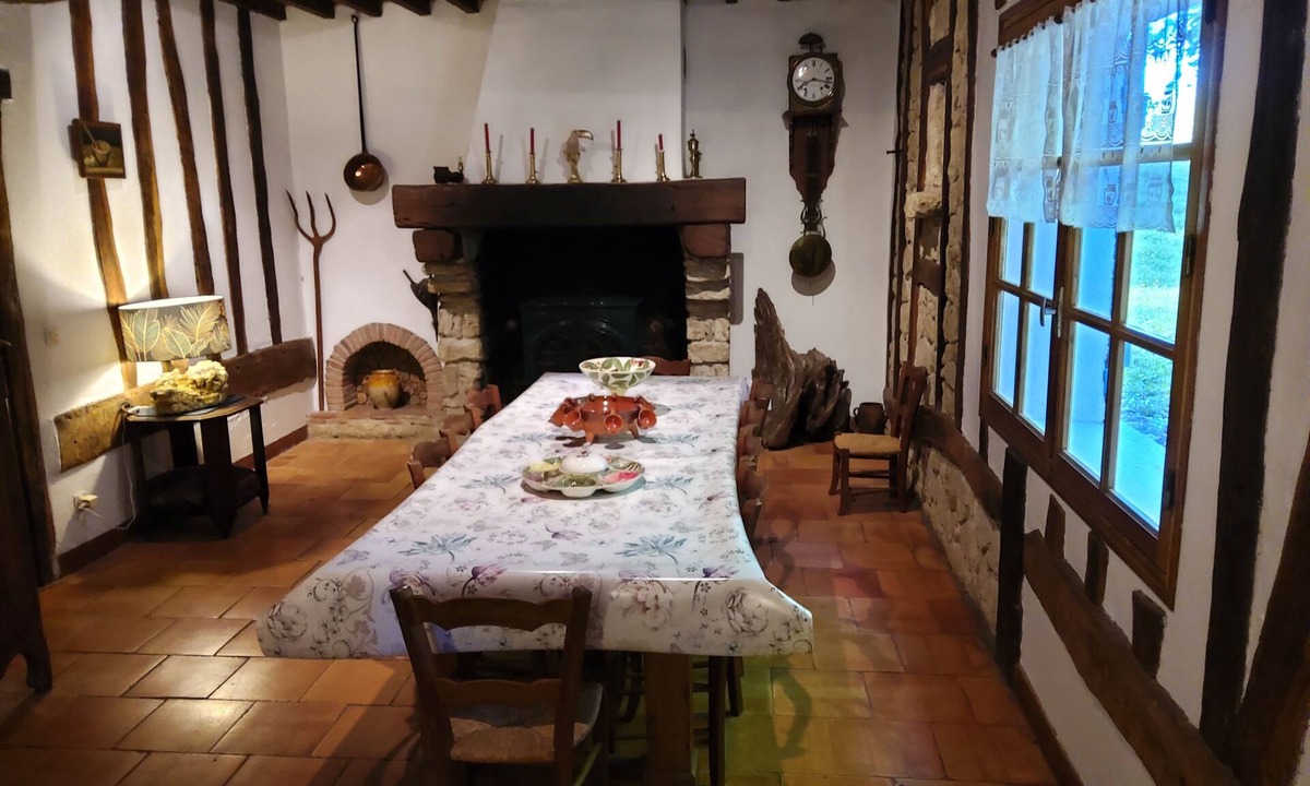 Sauviac Bed & Breakfast | Peaceful and quiet house with forest and meadow from May to the end of September