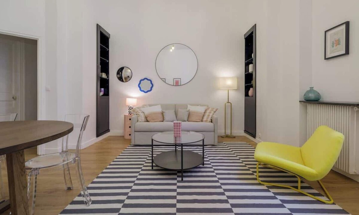 Neuilly-sur-Seine Apartment | Perretti - Spacious Flat 2BDR Paris Neuilly