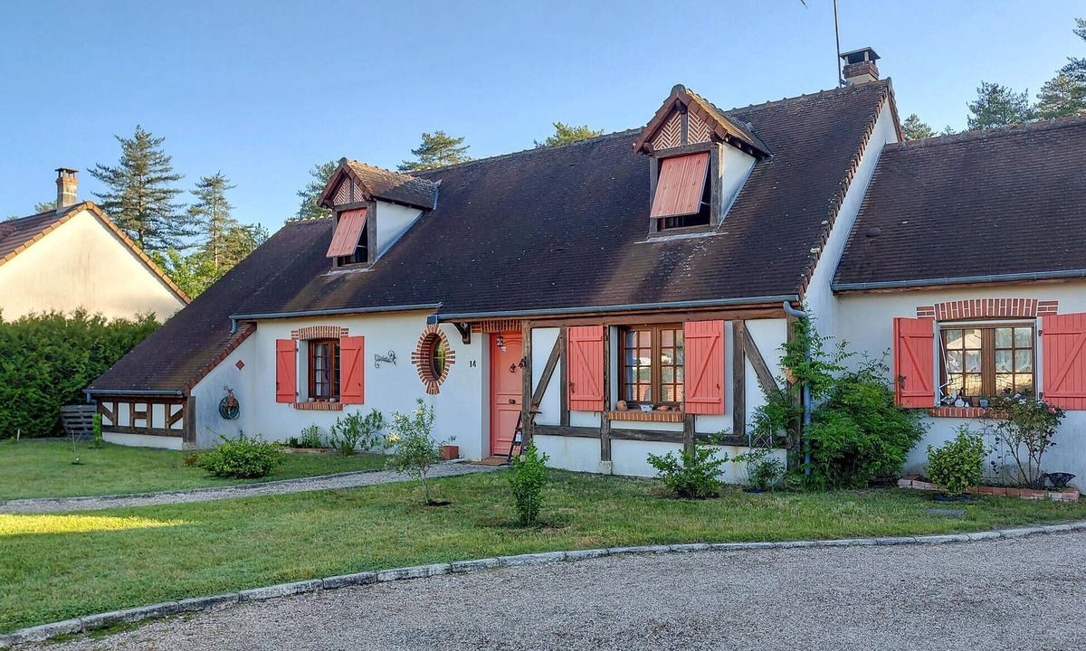 Salbris House | Pet friendly home in Salbris