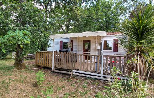 Saint-Paul-les-Dax Other | Pet Friendly Stacaravan In Saint-Paul-Lès-Dax