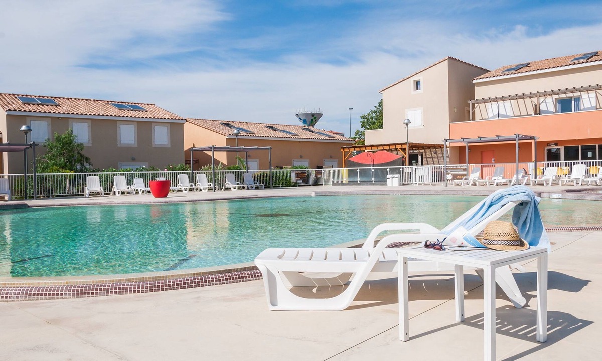 Latour-Bas-Elne Condo | Piscine sur place ! Appart avec Climatisation