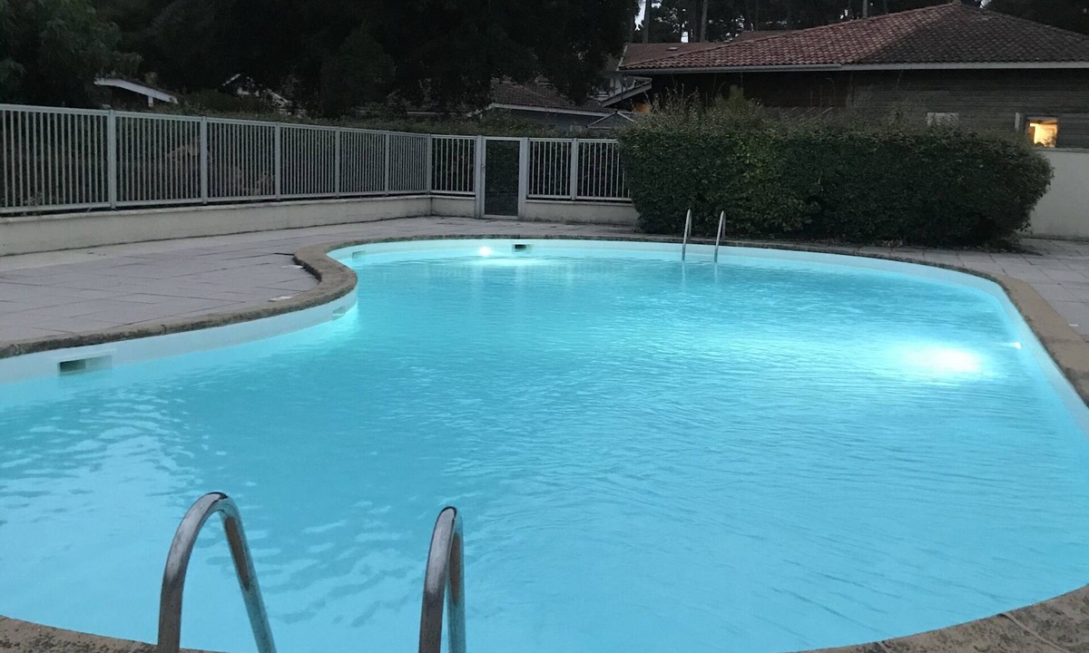 Moliets-et-Maa Apartment | Pleasant 4/5-person apartment with swimming pool