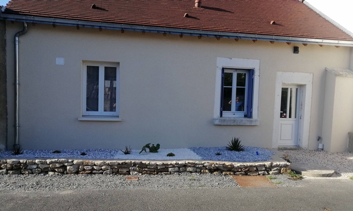 Saint-Genou House | Pleasant house in the heart of a small village