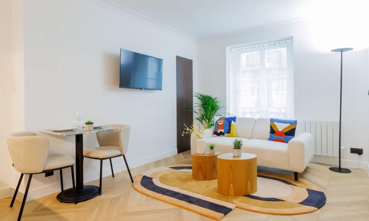 L'Europe Apartment | Premium-Charming -1bedroom-St Lazare-Opera Paris 8
