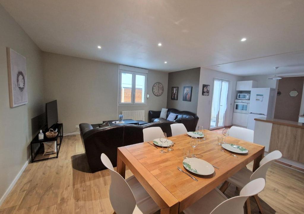 Plerin House | Premium comfort holiday home near the beach