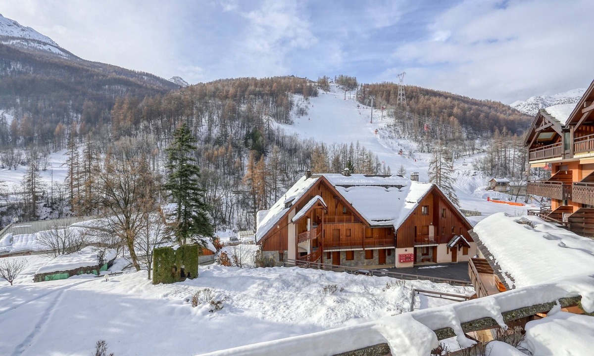Chantemerle Apartment | Prestigious Apartment Pied de piste Luc Alphand 80 M2 Serre Chevalier