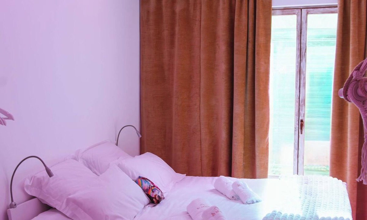 Vierzon House | Private building in Vierzon 4 apartments - Spa - For up to 10 people