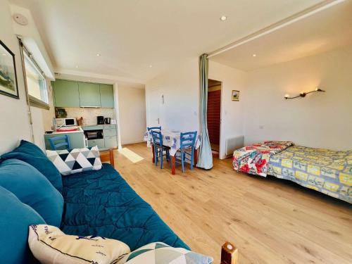 Quiberon Apartment | Quiberon : Studio calme 4 pers, proche plage, Parking, Animaux ok - FR-1-478-145