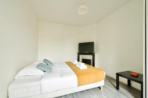 Centre Apartment | Quiet and Cozy Apartments in Nanterre - Near La Defense