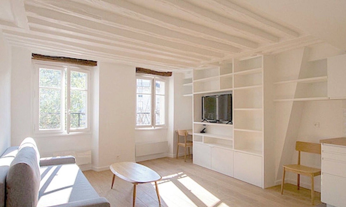 5th Arrondissement Apartment | Quiet apartment with magnificent view on rue Mouffetard
