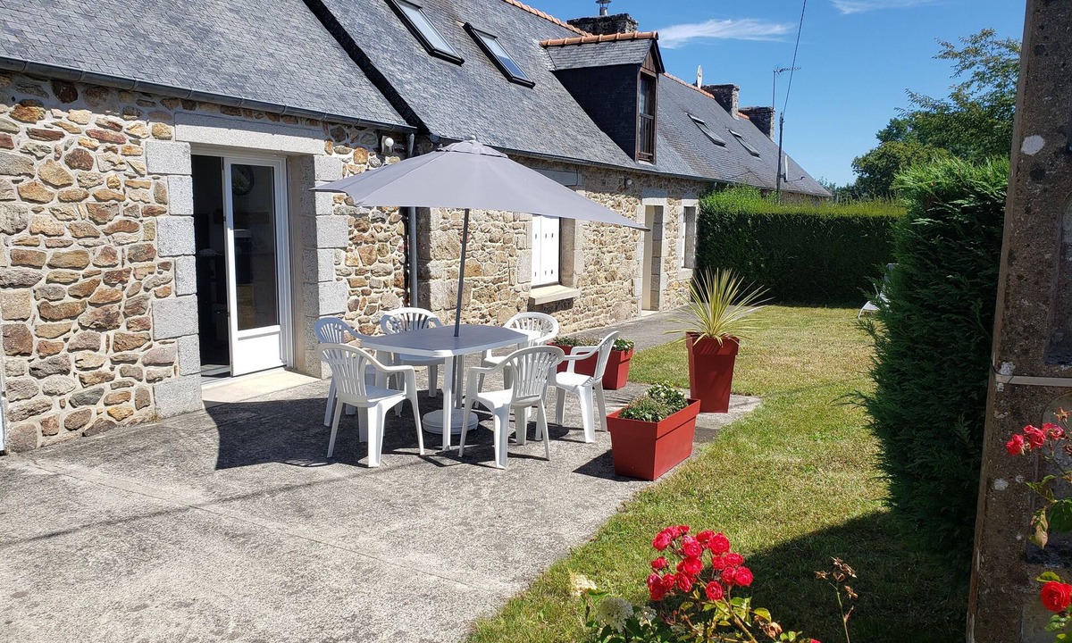 Saint-Adrien House | Quiet Breton country house 30 minutes from the sea