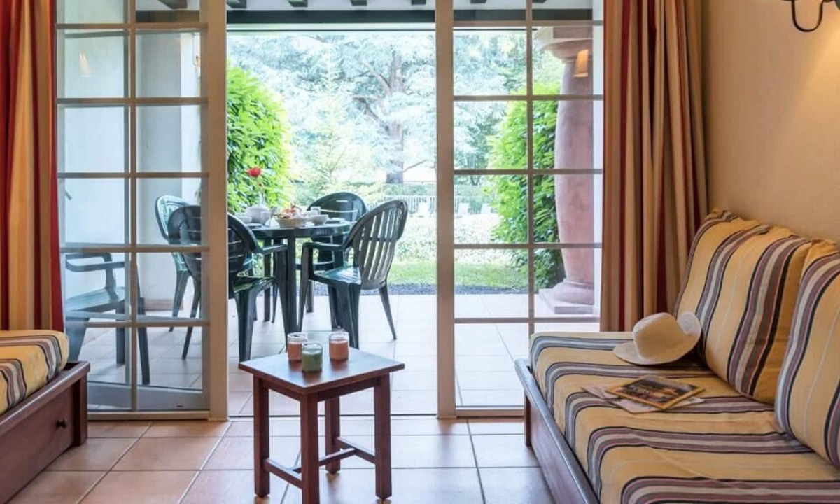 Uhart-Cize Apartment | Résidence Pierre & Vacances Le Parc d'Arradoy*** - Apartment for 6 people - 1 bedroom + 1 sleeping area - Terrace or balcony