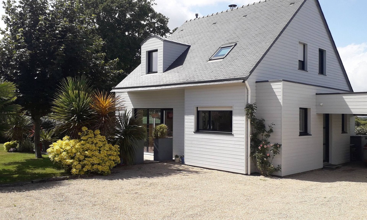 Landaul House | Recent house in typical village near SEA - Ria d'Etel