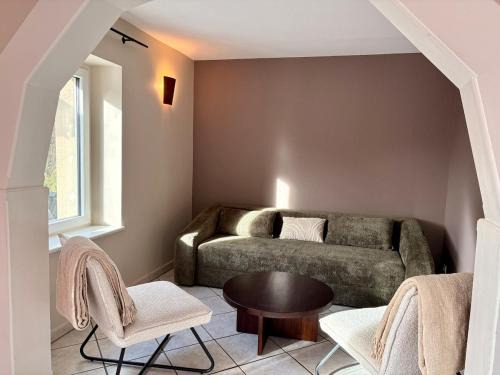 La Celle-sous-Gouzon Ski Chalet | Renovated farm 8 people - Spa, sauna, fireplace