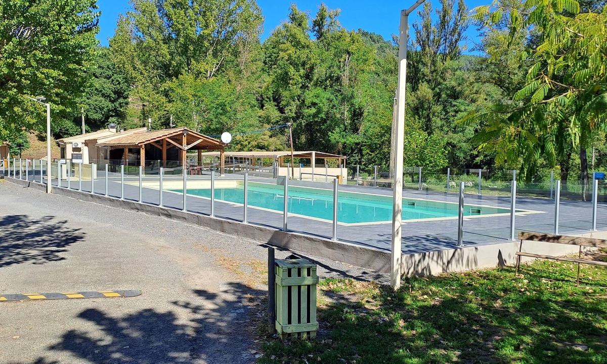 Mialet House | Rent Nice Mobilhome