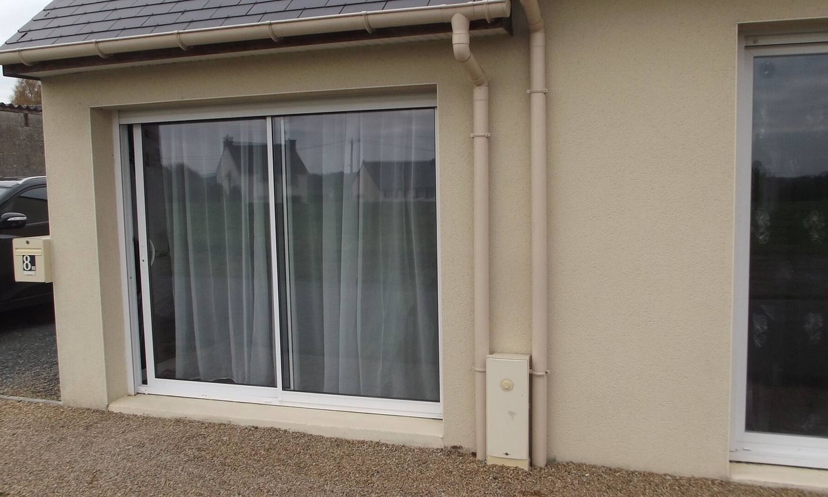 Pedernec Apartment | RENTS INDEPENDENT STUDIO NEAR GRANIT COAST 35 EURO NIGHT