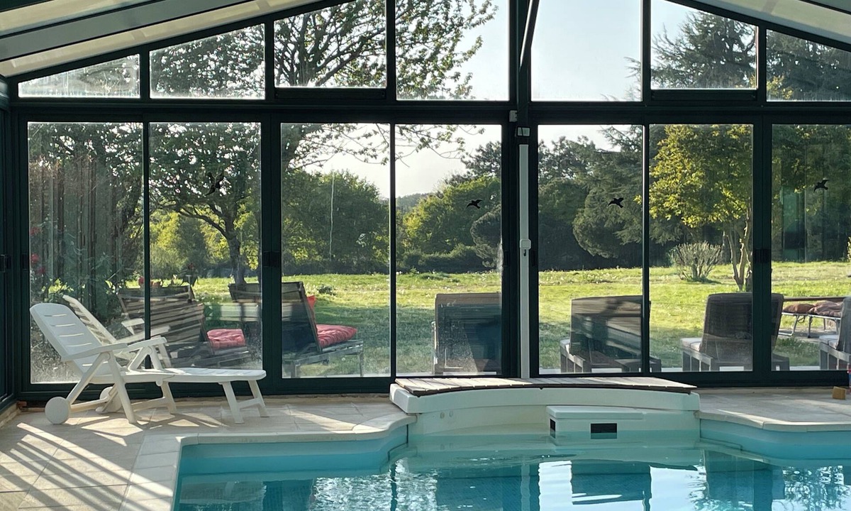 Baden Apartment | Romantic mini villa - heated pool and wooded park -Les Hauts de Locmiquel