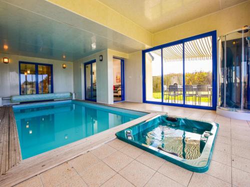 Kerherou Villa | Seaside Villa with Pool in Moëlan