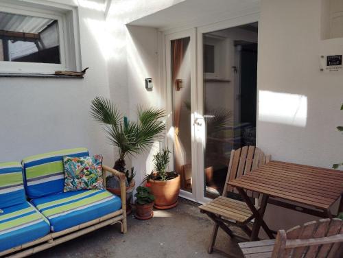 Badens House | Self contained private gite close to Carcassonne, rural location